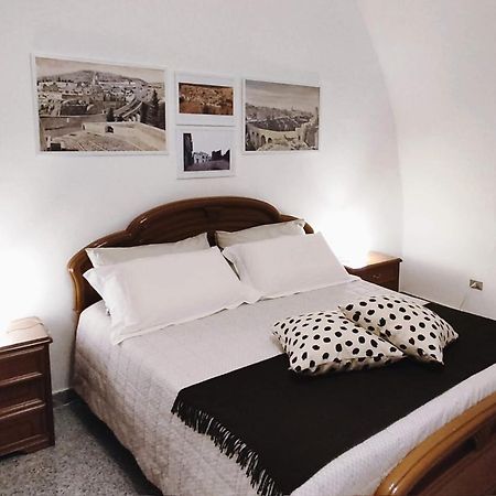 B&B Sotto L'Arco กราวีนา อิน ปูเลีย ภายนอก รูปภาพ