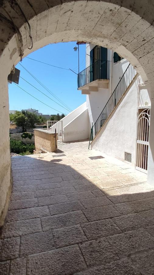 B&B Sotto L'Arco กราวีนา อิน ปูเลีย ภายนอก รูปภาพ