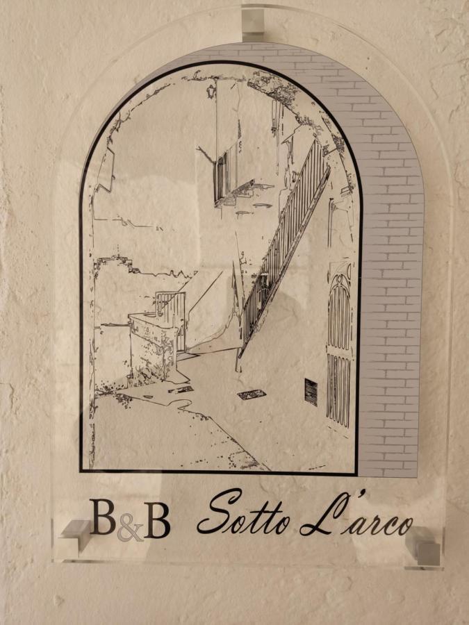 B&B Sotto L'Arco กราวีนา อิน ปูเลีย ภายนอก รูปภาพ