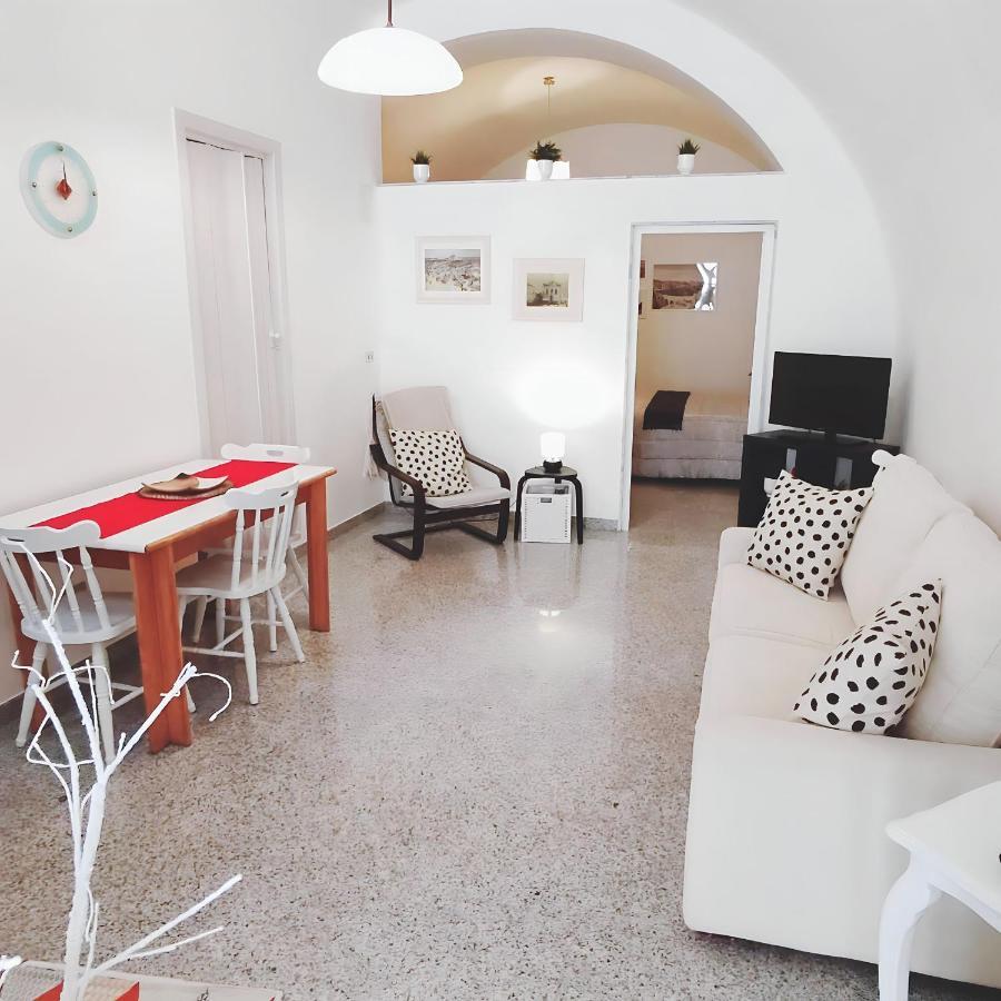 B&B Sotto L'Arco กราวีนา อิน ปูเลีย ภายนอก รูปภาพ